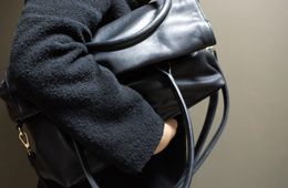 Забайкалец избил 70-летнюю пенсионерку