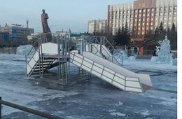 Жители Читы назвали каток на центральной площади «порнографией»