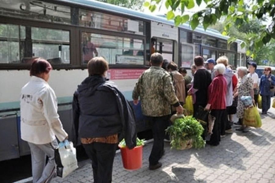 Губернатора просят решить вопрос с «дачными» автобусами в Краснокаменске