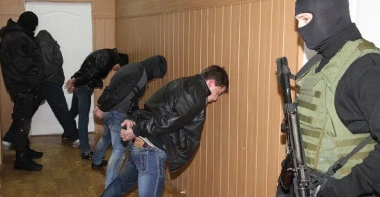 Уголовное дело 16 участников ОПГ направлено в Петровск-Забайкальский суд
