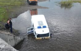 В Жипковщине под воду ушла полицейская буханка