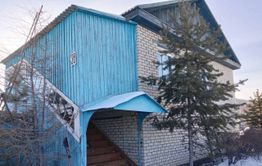 Фоторепортаж из Шелопугино, где пенсионеры три месяца живут без электричества
