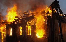 Трое человек задохнулись в горящем доме в Могойтуе