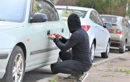 Неудачливых угонщиков из Краснокаменска приговорили к реальному сроку.