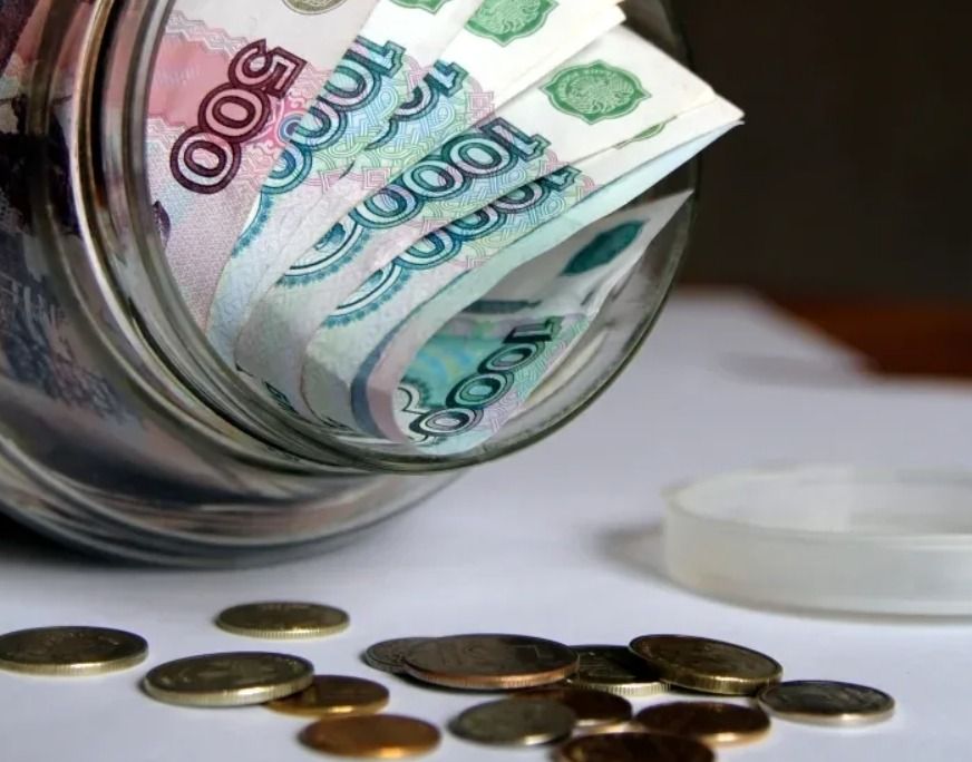 В следующем году зарплату увеличат на 45 процентов 