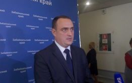 Федерального инспектора по ЗК Дмитрия Колозина не пустили в ДВО и отправили на Алтай