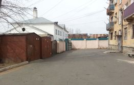 В Чите инвалиды не могут добиться сноса незаконных гаражей