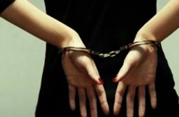 В Забайкалье ученица 9-го класса украла из магазина элитный алкоголь