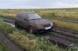 В Забайкалье мужчина на глазах у хозяина машины украл из нее колеса