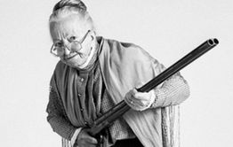 81-летняя пенсионерка из Михайловки выгнала грабителей