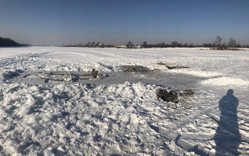 ​Мусор остался на реке Нерча возле поселка Заречный после крещенских купаний 