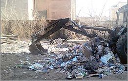 «Вечорка» заставила коммунальщиков убрать помойку на улице Журавлева