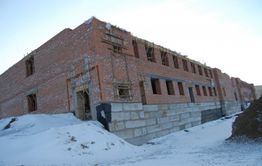 ​Строители школы в Баляге подрались с местными жителями