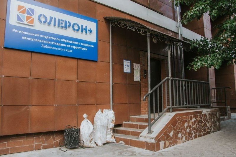 В Чите силовики проводят обыск в офисе компании «Олерон»