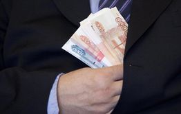 В Чите директор УК платил свой кредит за счет собранных с жильцов денег