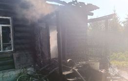 Мать и сын погибли на пожаре в Хилке