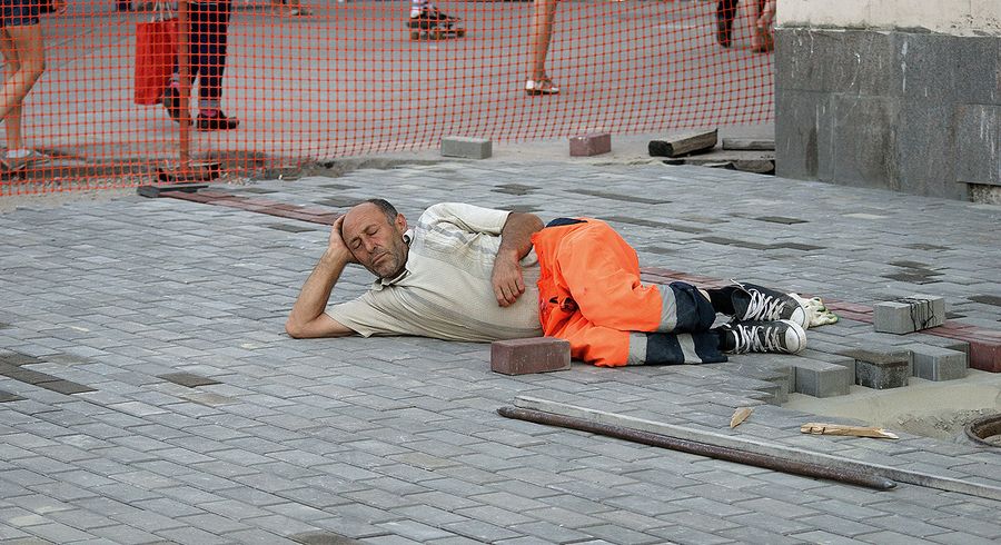 Рабочие в Чите обворовали работодателя на 300 тысяч рублей 