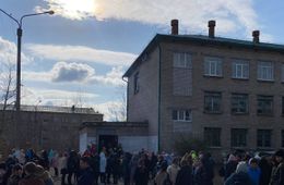 Читинские школы эвакуируют из-за сообщений о минировании — детей отпускают домой