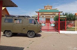 Жители Могойтуйского района отправят в зону СВО автомобиль УАЗ