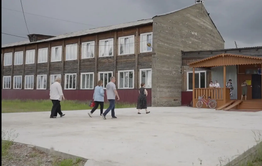 Школу в Чаре не закрывают: власти выбрали компромисс