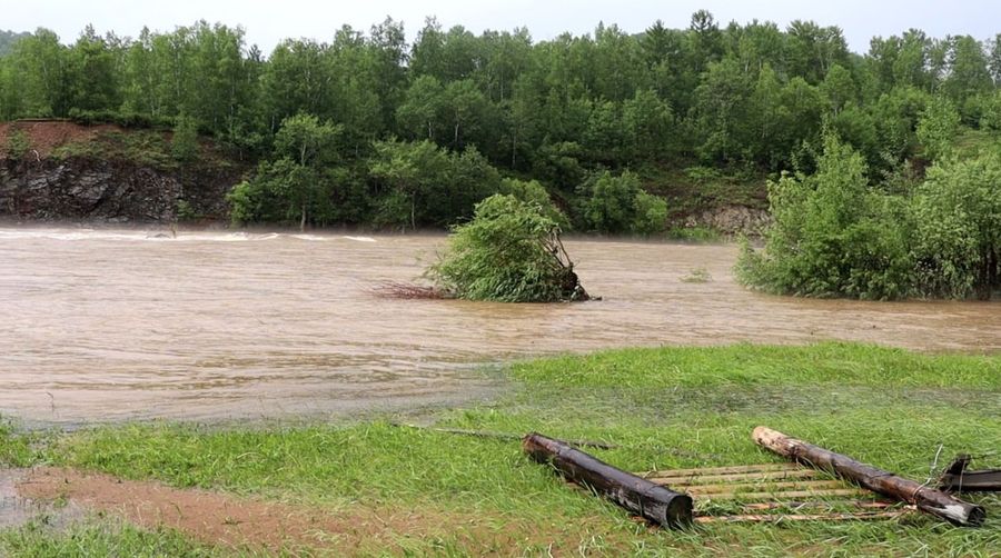 Тело утонувшего в реке Ингода подростка нашли в Забайкалье