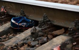 Пьяный забайкалец залез под поезд и травмировал ногу