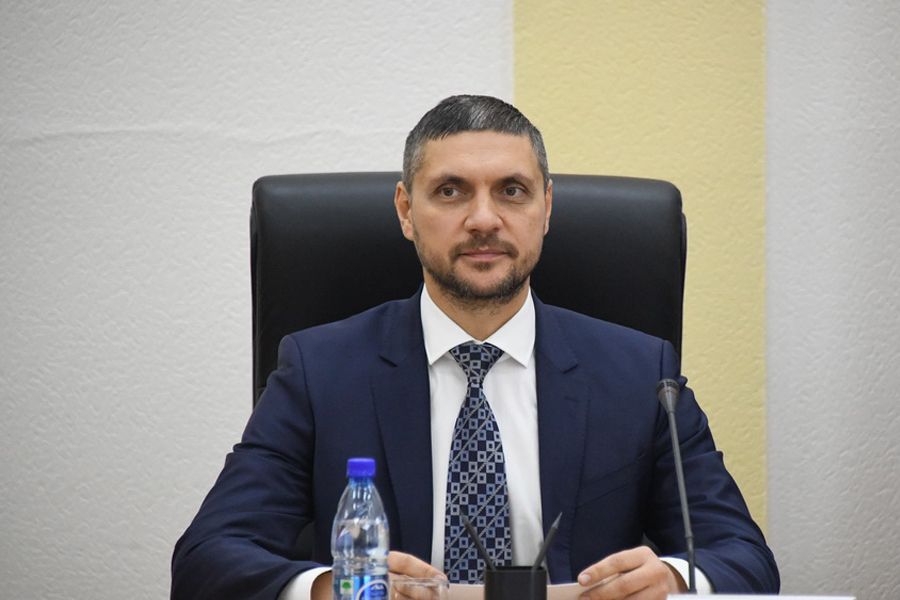 Осипов рассказал, что лично знаком и работал с Мишустиным