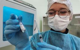 Забайкальский врач предложил ограничить продажу билетов на самолеты и поезда непривитым от ковида