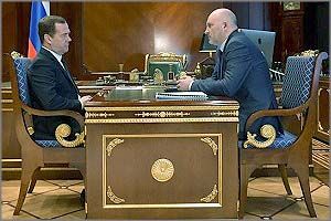 Медведев похвалил Ильковского в честь дня его рождения