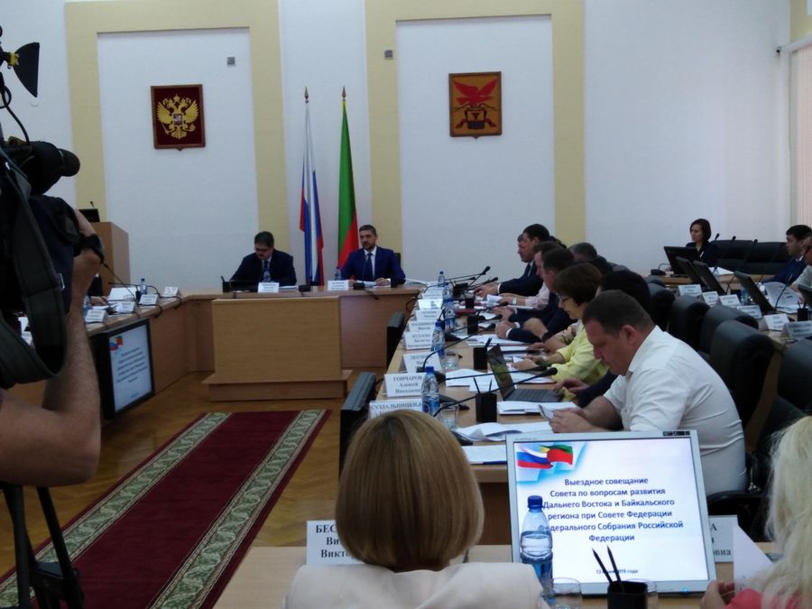 ​Забайкальцы должны сами предложить рычаги для решения специфичных проблем региона - сенатор