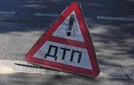 Грузовик слетел с ремонтируемого моста в Карымском районе