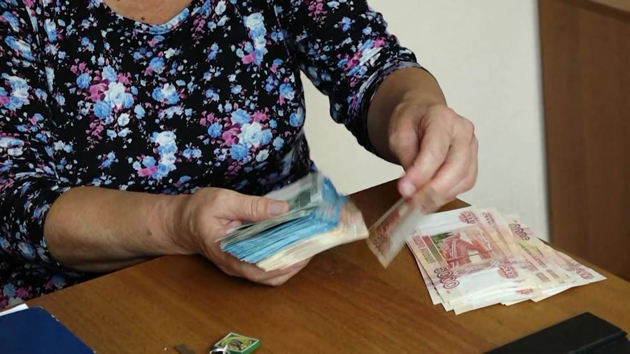 Две посыльные телефонных мошенников задержаны в Чите 