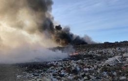 Власти ввели режим ЧС из-за пожара на читинской свалке