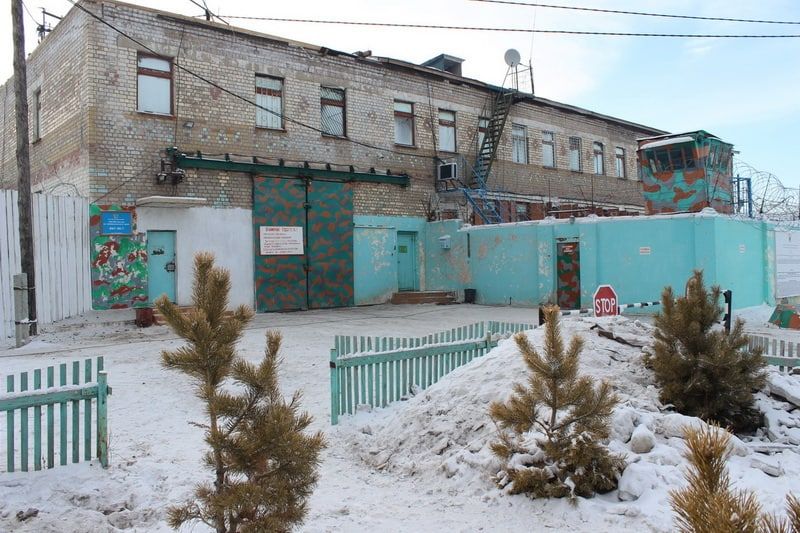 Тело мужчины нашли в одной из колоний Забайкалья — его задушил заключенный