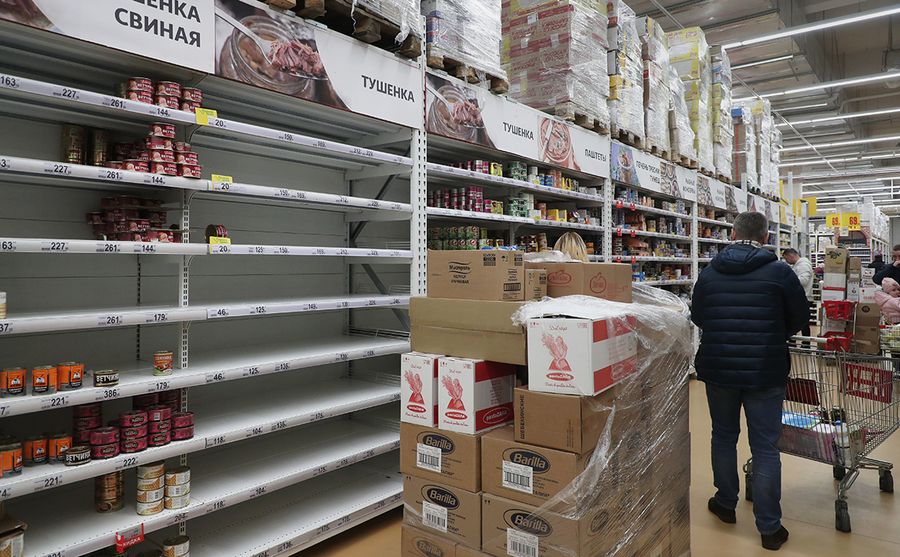 Российские депутаты предложили ввести продуктовые сертификаты для малообеспеченных 