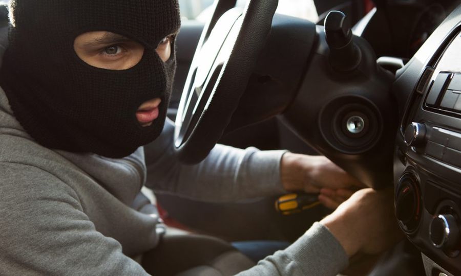 Два угнанных автомобиля вернулись к хозяевам в Краснокаменске