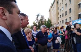 Суд — балаган, воду — не дам