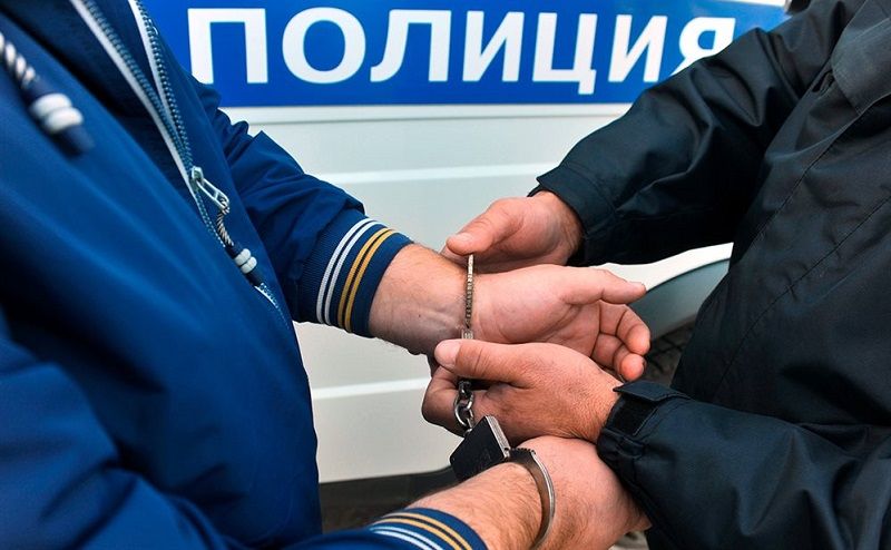 ​Пенсионера, решившего потаксовать из-за низкой пенсии, задержали сотрудники полиции в Карымском