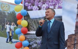 Цинично унижают