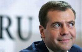 15 % жителей России считают Дмитрия Медведева «недалеким»