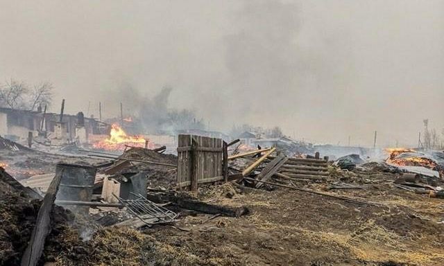 В Забайкалье вспыхнули десять домов