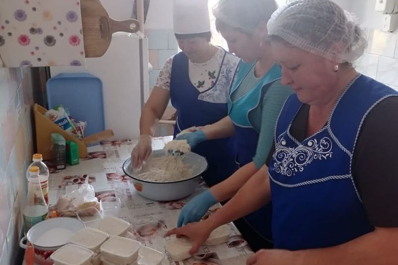 Суп и сало изготовили забайкальцы для бойцов СВО