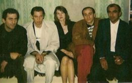 На фото с криминальным авторитетом Тахи не судья Хахалева?