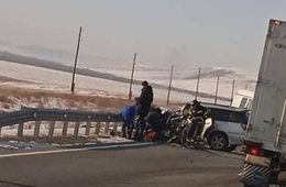 Один погиб, десять пострадали: рейсовый микроавтобус попал в ДТП в одном из районов Забайкалья