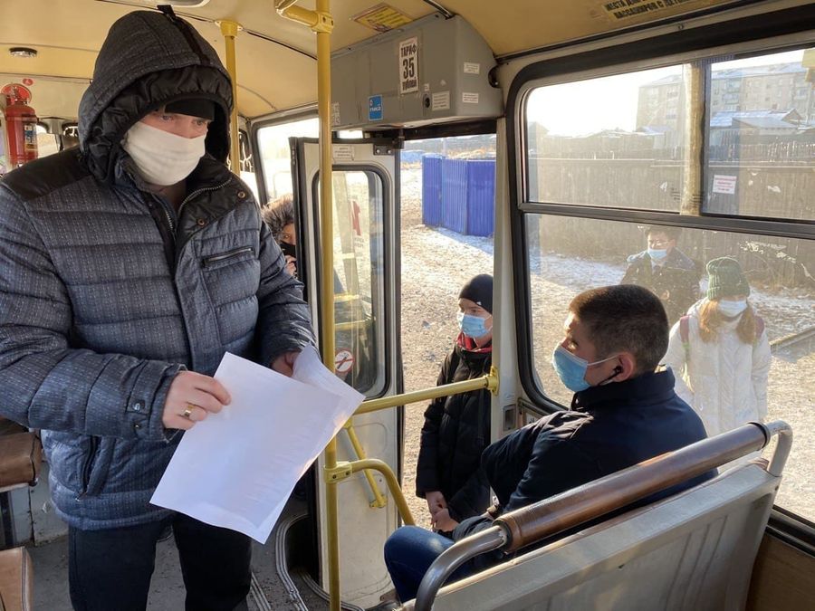 Проверку масочного режима провели в Чите