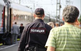 Забайкалец избил полицейского в поезде 