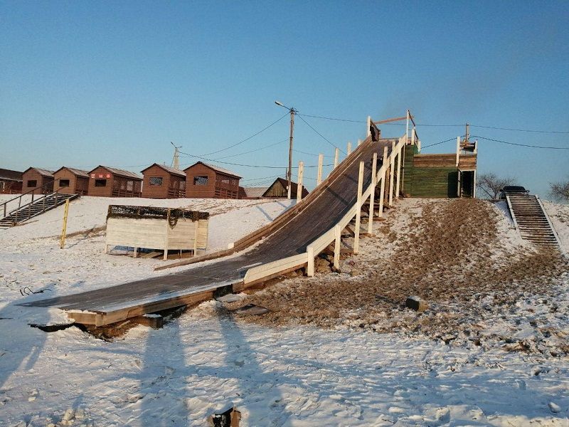 Аттракцион на Кеноне пустует в праздничные дни