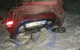 Пожилой водитель столкнулся с двумя поездами на переезде под Читой