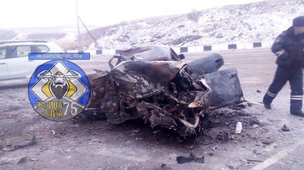 Возле Нерчинска сгорел 19-летний водитель авто
