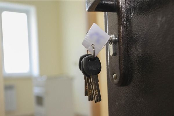 ​Судебные приставы прокомментировали новость «Вечорки» о сироте, ждущем свою квартиру с 2014 года